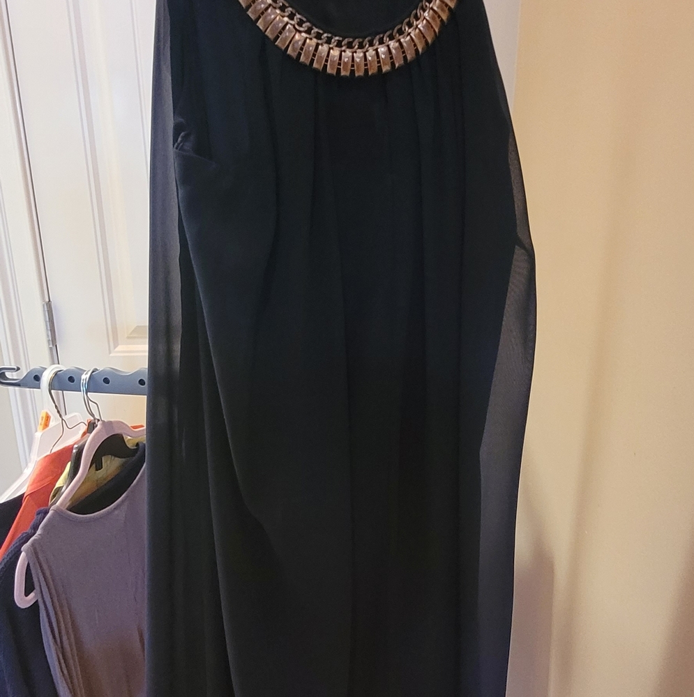 Sleeveless dress